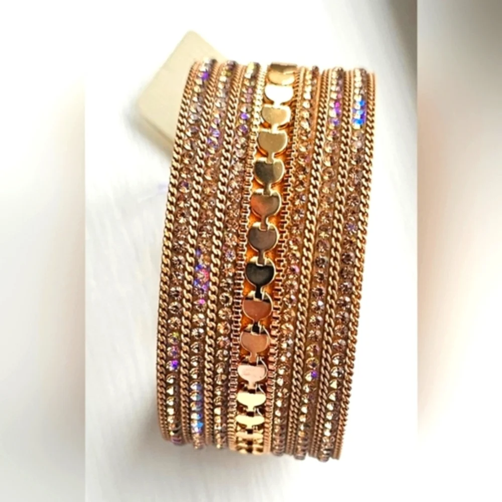 SAACHI Light Shimmering Glistening Gold Crystal Bracelet NWT$60